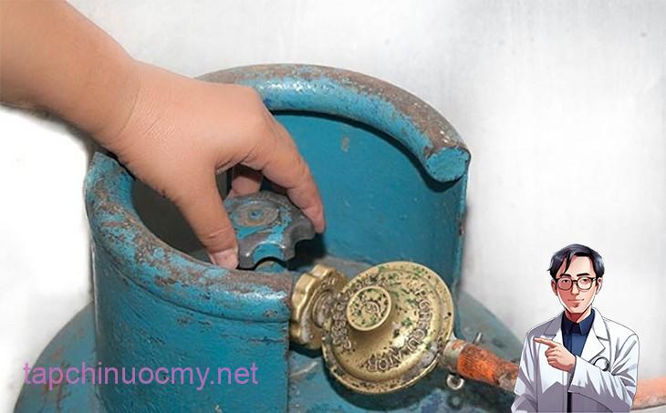 Rò rỉ gas là ᵭiḕu nhiḕu người lo ngại khi sử dụng bḗp gas. (Ảnh minh họa)