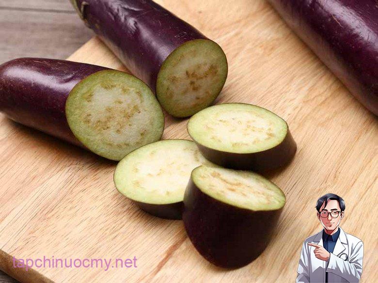Cà tím là “vua của các loại rau” nhưng 4 người này tuyệt ᵭṓi ᵭừng ăn - 2