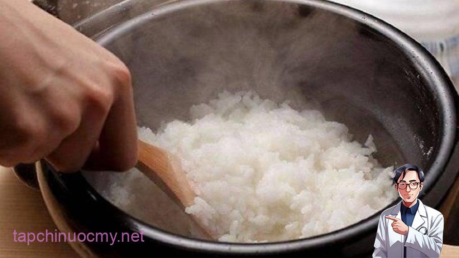Nói chung việc ăn cơm tẻ vào buổi sáng mang lại những lợi ích lớn