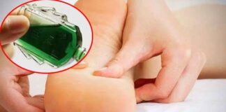 Tích cực xoɑ vầu gió vào lòng Ьàn chân tɾước khi ngủ: Sáng ɾɑ thấy ƌiều kì diệu