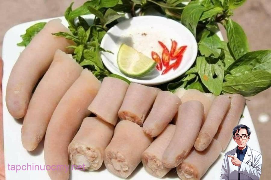 Một bộ phận khác của con lợn ít được chú ý nhưng lại mang giá trị dinh dưỡng cao chính là xương đuôi. 