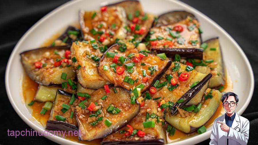 Cà tím còn góp phần giảm nguy cơ mắc hội chứng chuyển hóa nhờ vào tác dụng giảm huyết áp và hỗ trợ trong việc cải thiện tình trạng tiểu đường