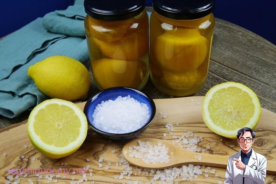 Đối với những người bị viêm loét dạ dày tá tràng, việc uống nước chanh muối có thể trở thành chất kích ứng mạnh.