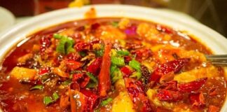 Ăn cay mỗi ngày có tốt không? Bất ngờ với tác động của ớt lên tim, huyết áp và tuổi thọ