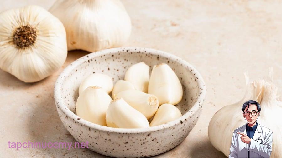 Ăn tỏi mang lại nhiều lợi ích cho sức khỏe.