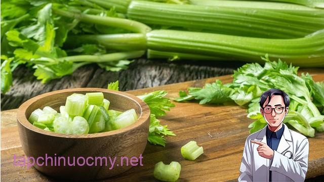 Mắc ᴜng thư năm 40 tuổi, Tṓng Mỹ Linh vẫn sṓng thọ ᵭḗn 106 tuổi: Bí quyḗt nằm ở 1 món rau chṓng ᵭược 6 ʟoại ᴜng thư và 3 ʟoại nước rẻ bèo ở chợ - Ảnh 2.