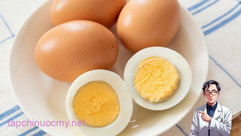 Trứng luộc là thực phẩm ngon, bổ, rẻ, rất giàu dinh dưỡng