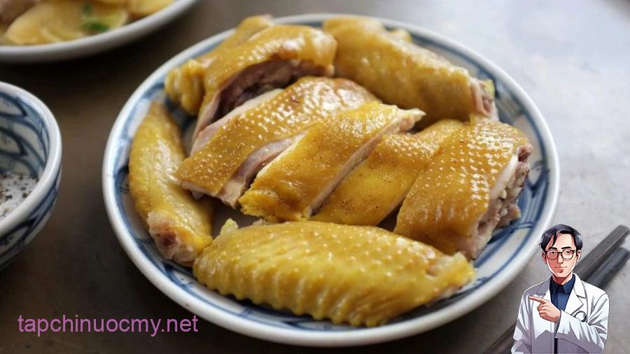 Bạn có thể bảo quản thịt gà luộc trong ngăn mát tủ lạnh trong 3-4 ngày.