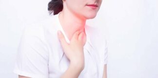 Thấy vật như viên bi chạy ở cổ, đi khám người phụ nữ bàng hoàng phát hiện mắc ung thư