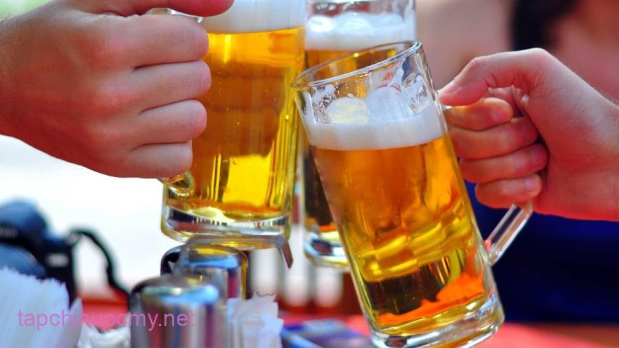 Một số đối tượng cần đặc biệt thận trọng khi sử dụng bia như người bệnh bệnh gan, bệnh tim mạch, tiểu đường