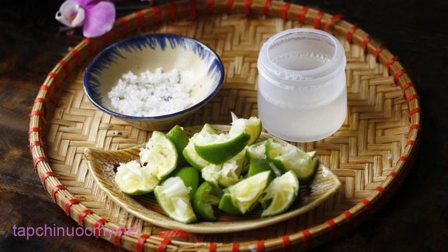 Bạn có thể sử dụng vỏ chanh để giải quyết nhiều vấn đề trong nhà bếp.