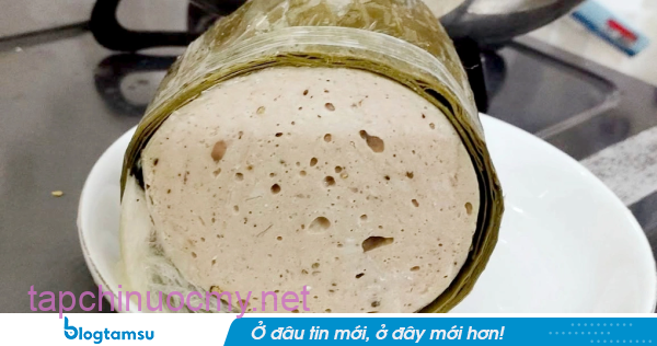 Nguy cơ từ lớp màng nilon bọc bên trong giò lụa